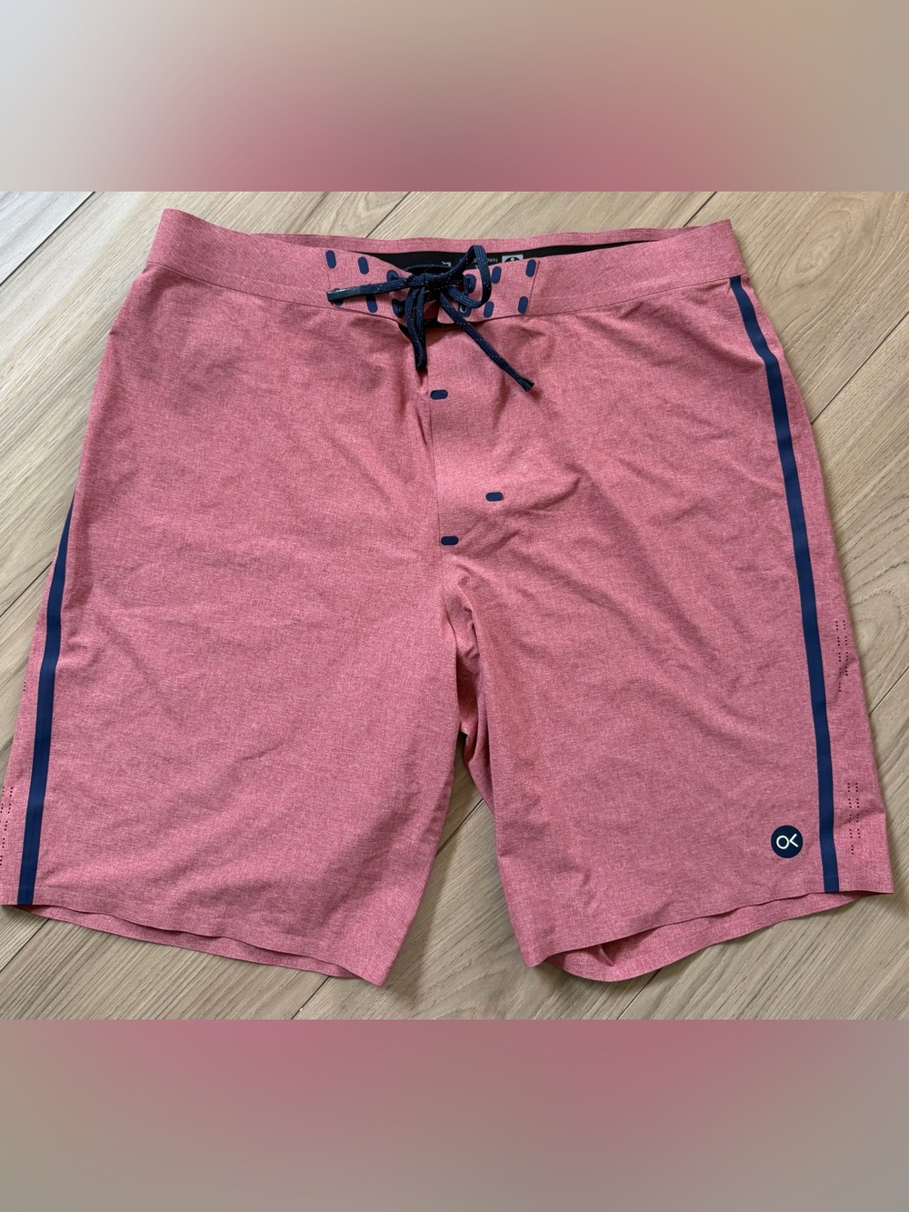 Outerknown Men Sz 31 9” Kelly Slater Apex Board shorts Dusty Red Pink Heathered